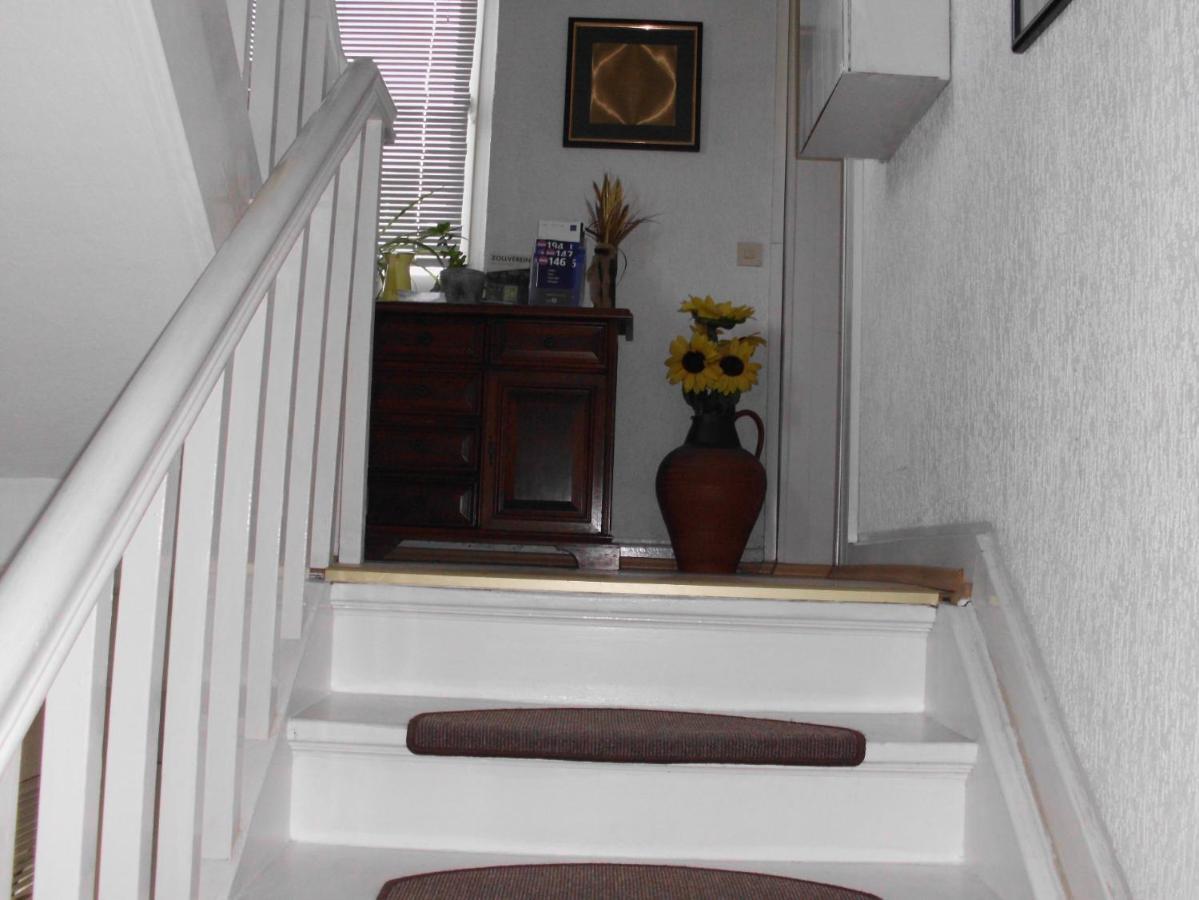 Lovely Apartment 2 Et Inkl Parkplatz Nach Verfuegbarkeit Essen Exterior photo